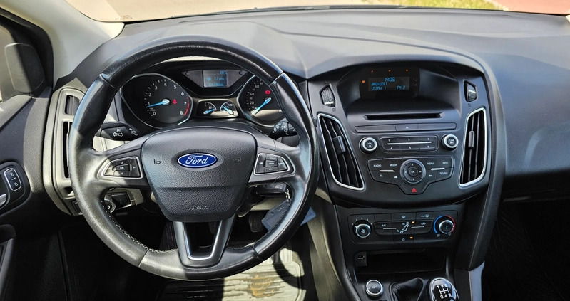 Ford Focus cena 36900 przebieg: 126196, rok produkcji 2015 z Ostrów Lubelski małe 301